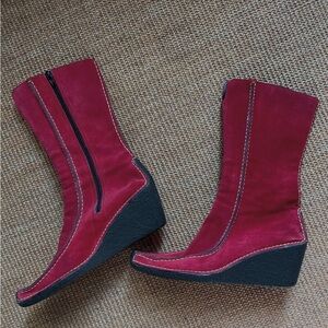 Stylish Red Suede Wedge Boots